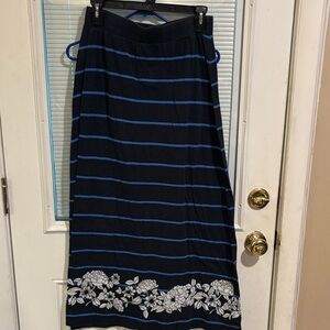 Tommy Hilfiger Blue Striped Skirt with Floral Design. Women’s Medium.